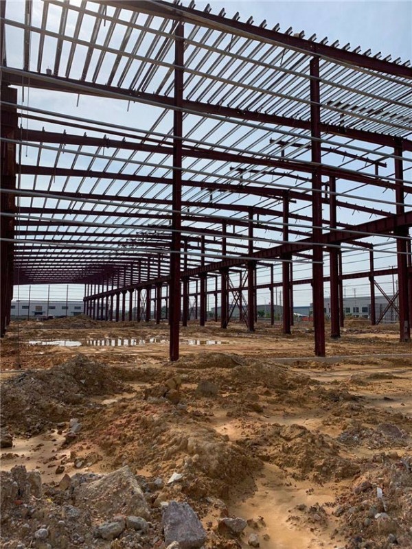 鋼結(jié)構(gòu)